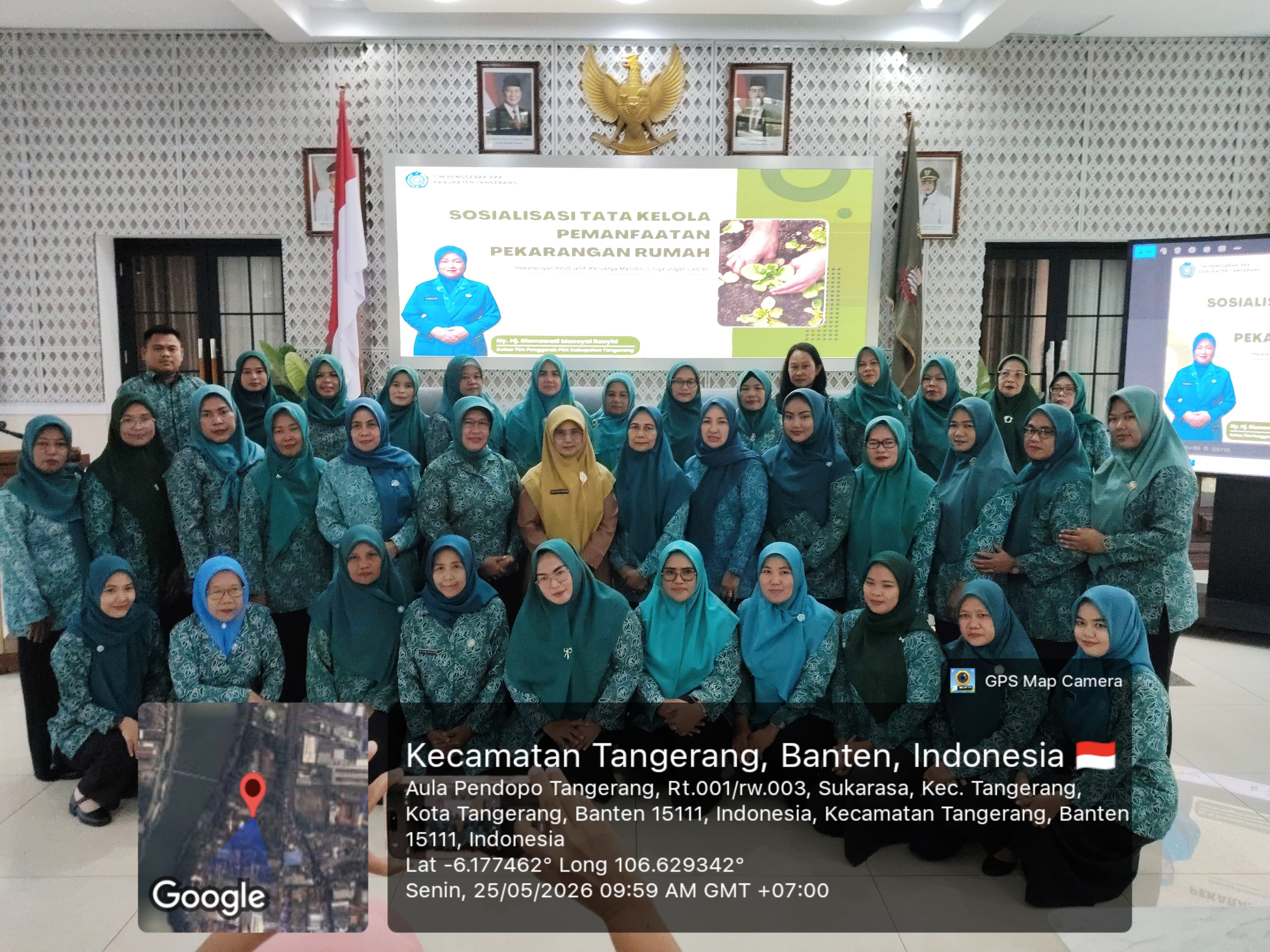 SOSIALISASI TATA KELOLA PEMANFAATAN PEKARANGAN RUMAH